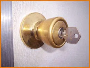  Chicago Day And Night Locksmith Chicago, IL 312-470-2229