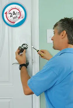 Chicago Day And Night Locksmith Chicago, IL 312-470-2229